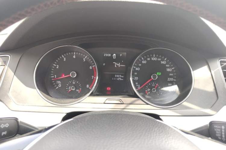 Used Volkswagen Lamando 2017 230TSI DSG Fashion Edition Instrument Cluster