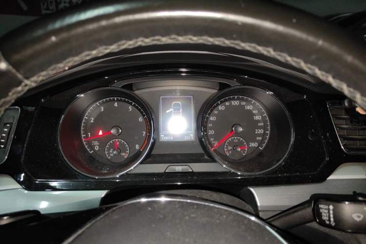 Used Volkswagen Lamando 2017 280TSI DSG Comfort Edition Instrument Cluster