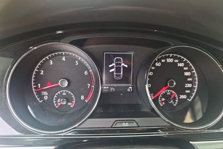 Used Volkswagen Lamando 2017 280TSI DSG Comfort Edition Instrument Cluster