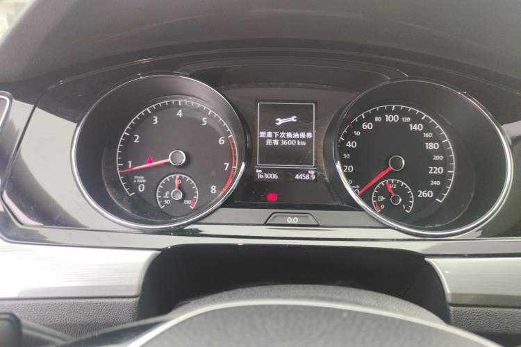 Used Volkswagen Lamando 2017 280TSI DSG Comfort Edition Instrument Cluster