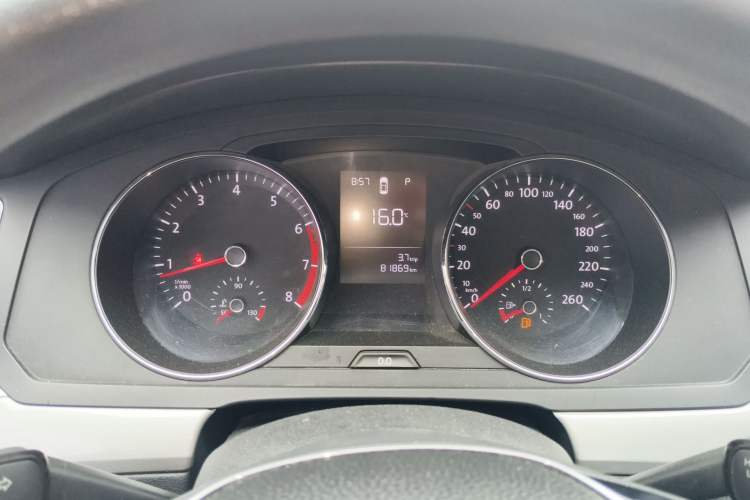 Used Volkswagen Lamando 2017 230TSI DSG Fashion Edition Instrument Cluster