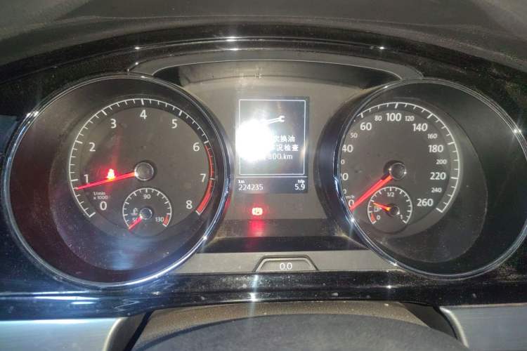 Used Volkswagen Lamando 2017 280TSI DSG Comfort Edition Instrument Cluster