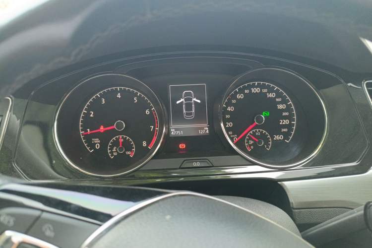 Used Volkswagen Lamando 2017 280TSI DSG Comfort Edition Instrument Cluster