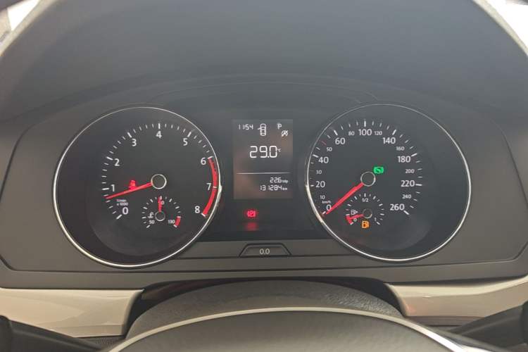 Used Volkswagen Lamando 2017 230TSI DSG Fashion Edition Instrument Cluster