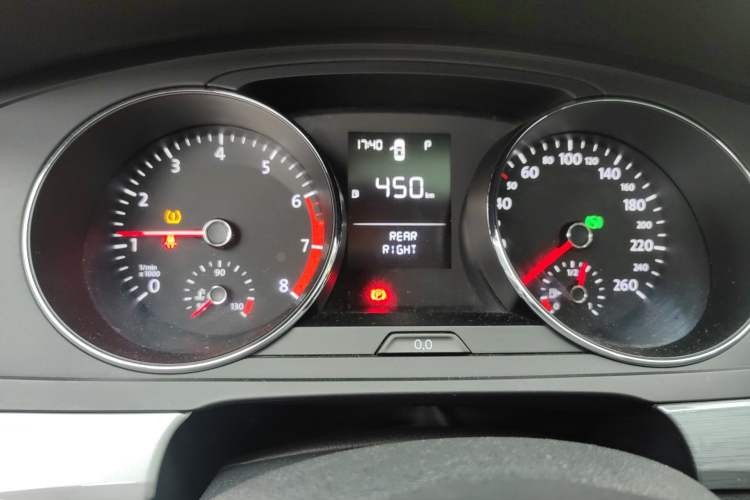 Used Volkswagen Lamando 2017 230TSI DSG Fashion Edition Instrument Cluster