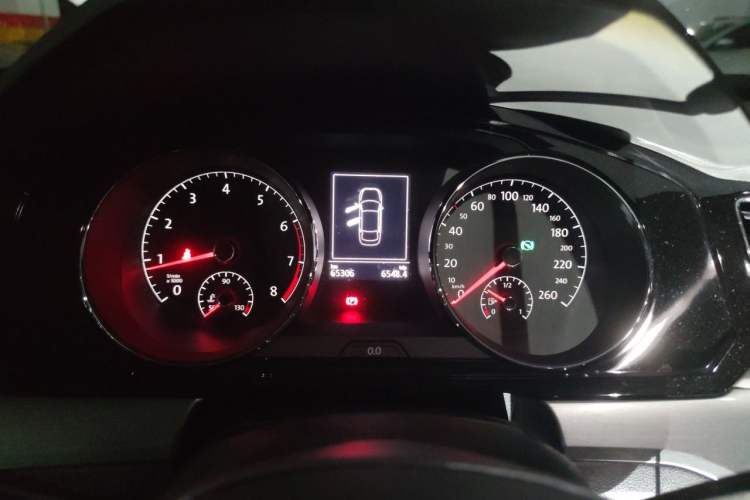 Used Volkswagen Lamando 2017 280TSI DSG Comfort Edition Instrument Cluster