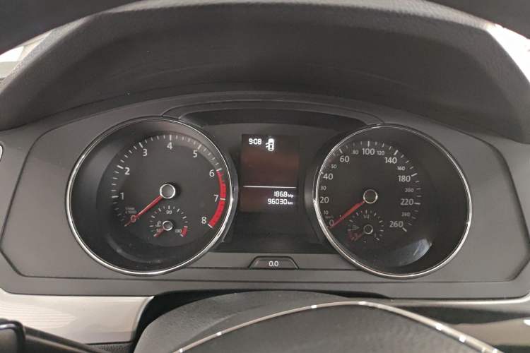 Used Volkswagen Lamando 2017 230TSI DSG Fashion Edition Instrument Cluster