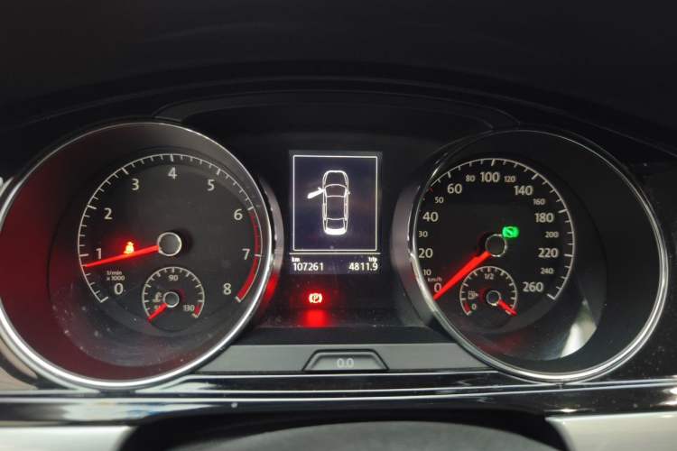 Used Volkswagen Lamando 2017 280TSI DSG Comfort Edition Instrument Cluster