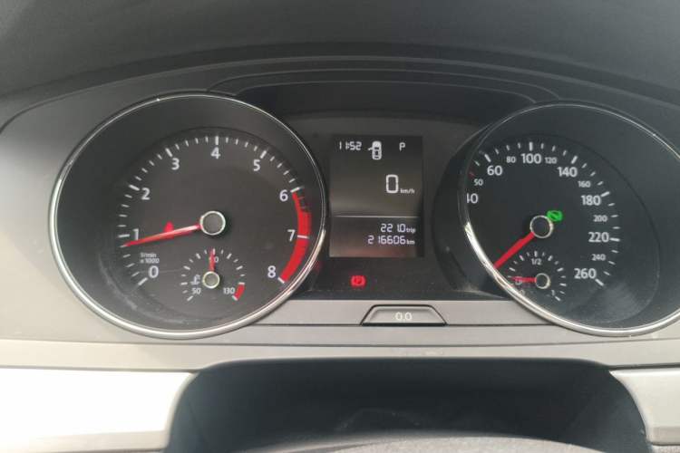 Used Volkswagen Lamando 2017 230TSI DSG Fashion Edition Instrument Cluster