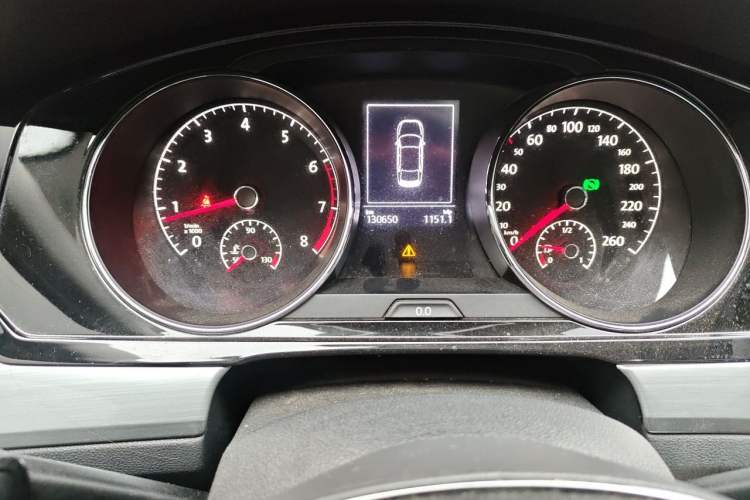 Used Volkswagen Lamando 2017 280TSI DSG Comfort Edition Instrument Cluster