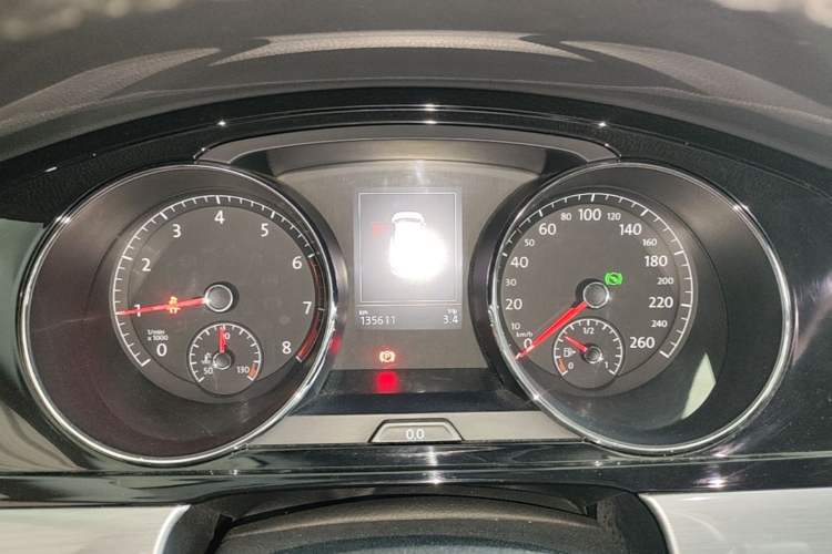 Used Volkswagen Lamando 2017 280TSI DSG Luxury Edition Instrument Cluster