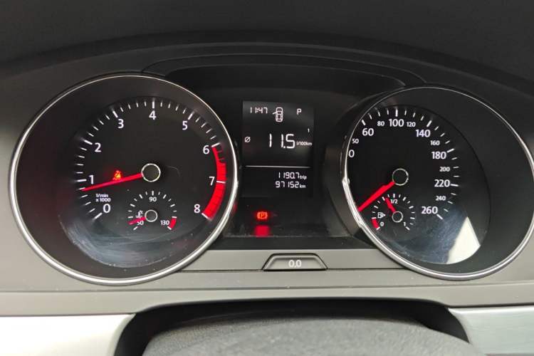 Used Volkswagen Lamando 2017 230TSI DSG Fashion Edition Instrument Cluster