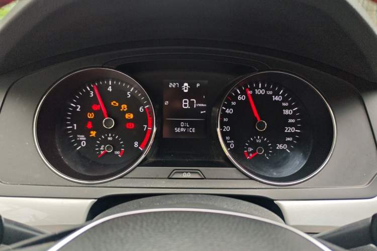 Used Volkswagen Lamando 2017 230TSI DSG Fashion Edition Instrument Cluster
