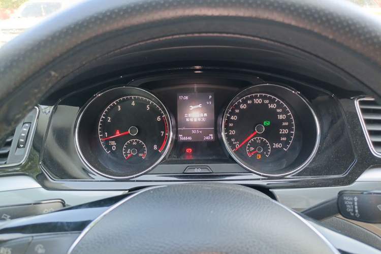 Used Volkswagen Lamando 2017 280TSI DSG Comfort Edition Instrument Cluster