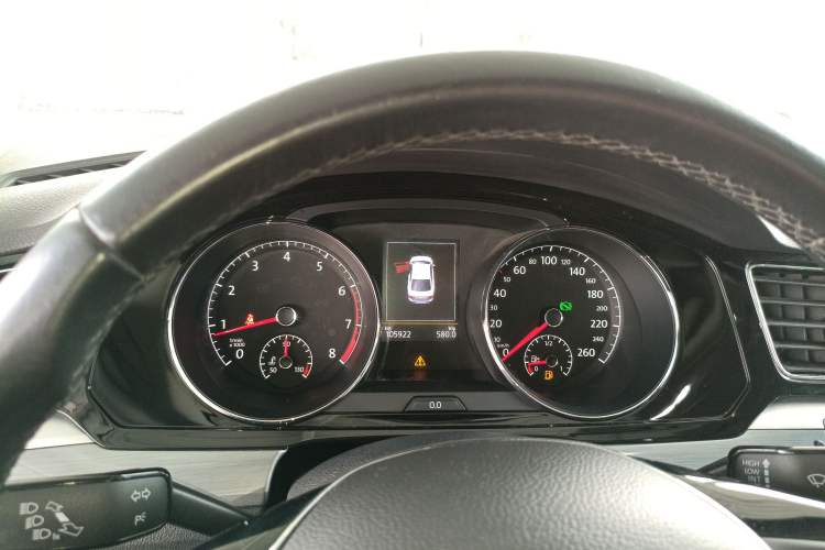 Used Volkswagen Lamando 2017 280TSI DSG Luxury Edition Instrument Cluster