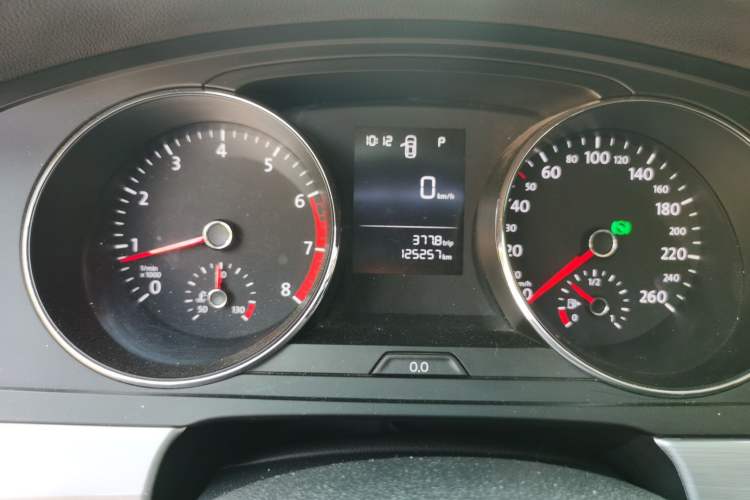 Used Volkswagen Lamando 2017 230TSI DSG Fashion Edition Instrument Cluster