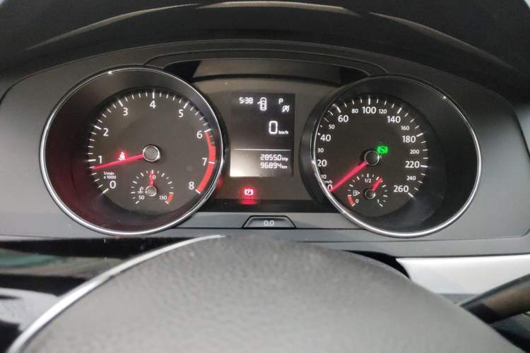 Used Volkswagen Lamando 2017 230TSI DSG Fashion Edition Instrument Cluster