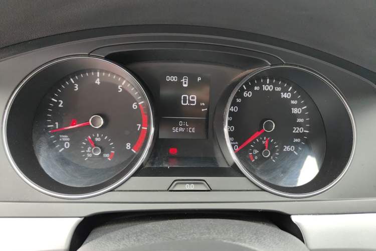 Used Volkswagen Lamando 2017 230TSI DSG Fashion Edition Instrument Cluster