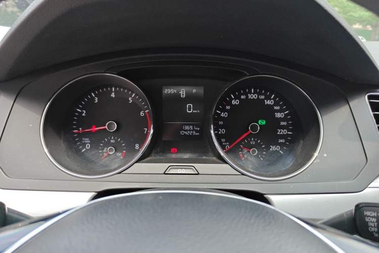 Used Volkswagen Lamando 2017 230TSI DSG Fashion Edition Instrument Cluster