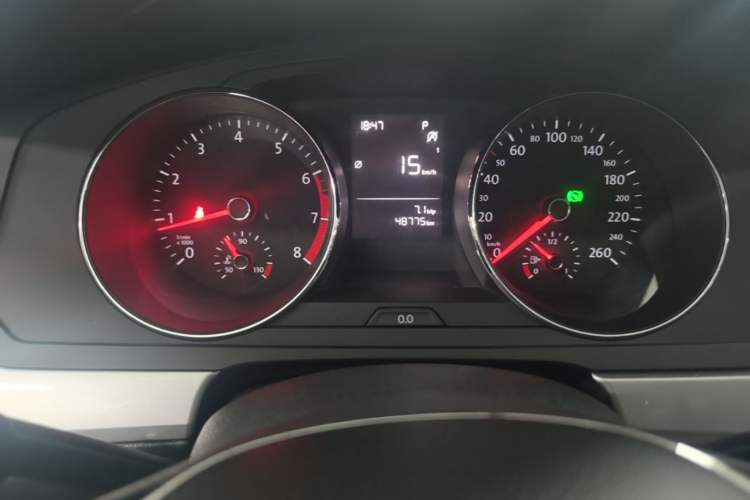 Used Volkswagen Lamando 2017 230TSI DSG Fashion Edition Instrument Cluster