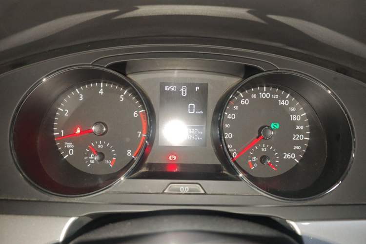 Used Volkswagen Lamando 2017 230TSI DSG Fashion Edition Instrument Cluster
