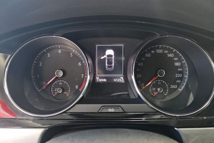 Used Volkswagen Lamando 2017 280TSI DSG Comfort Edition Instrument Cluster
