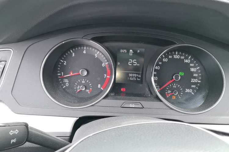 Used Volkswagen Lamando 2017 230TSI DSG Fashion Edition Instrument Cluster