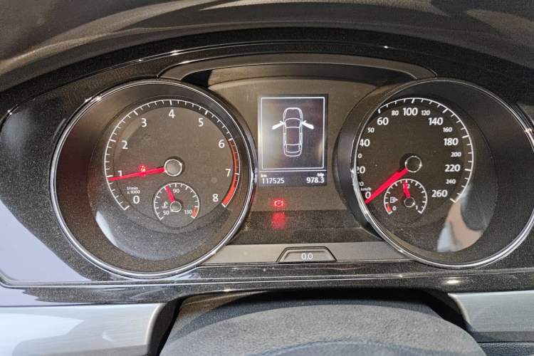 Used Volkswagen Lamando 2017 280TSI DSG Comfort Edition Instrument Cluster