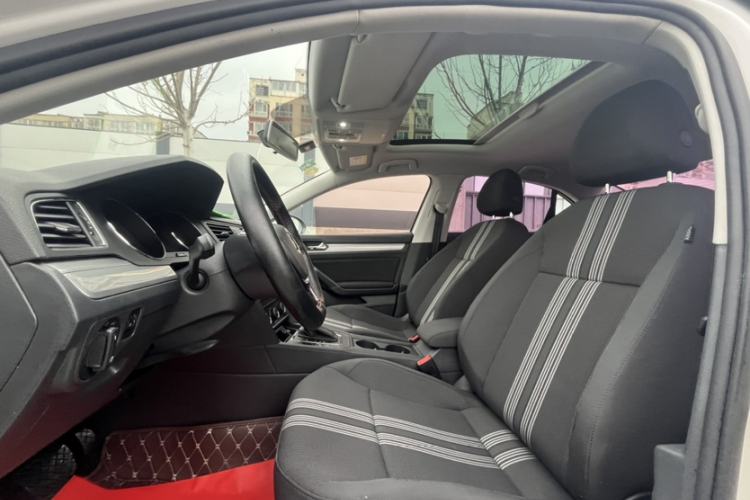 Used Volkswagen Lamando 2017 230TSI DSG Fashion Edition Interior 1