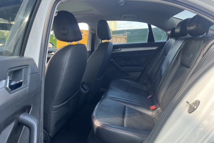 Used Volkswagen Lamando 2017 230TSI DSG Fashion Edition Interior 1