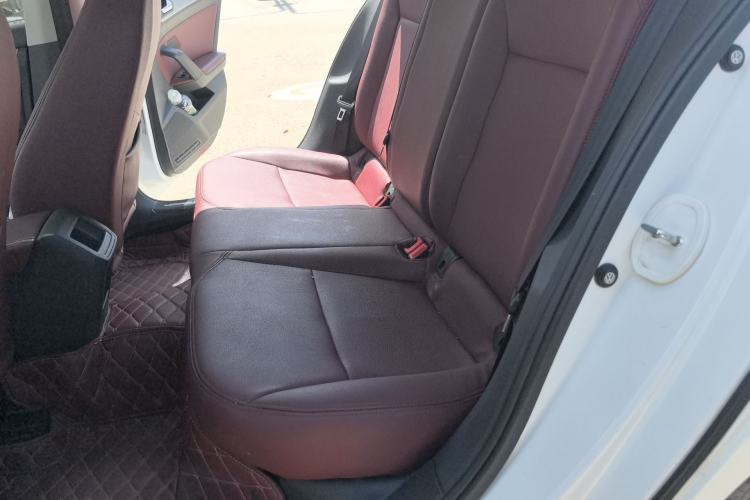 Used Volkswagen Lamando 2017 230TSI DSG Fashion Edition Interior 4