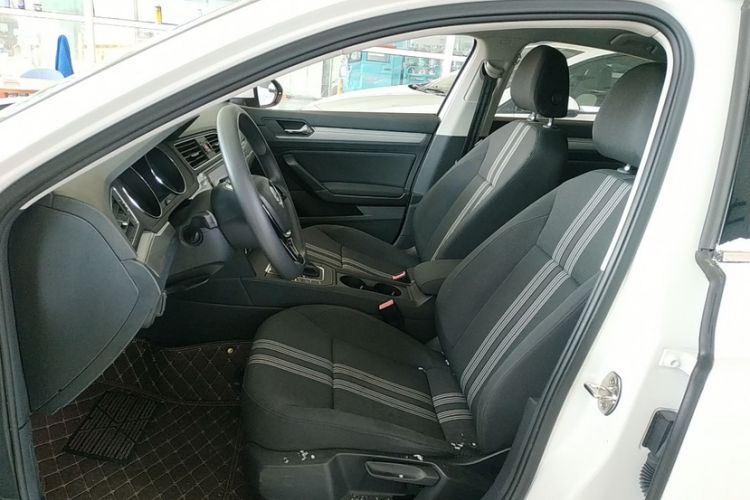 Used Volkswagen Lamando 2017 230TSI DSG Fashion Edition Interior 5