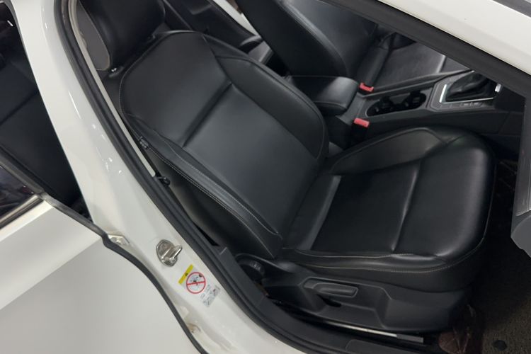 Used Volkswagen Lamando 2017 230TSI DSG Fashion Edition Interior 5