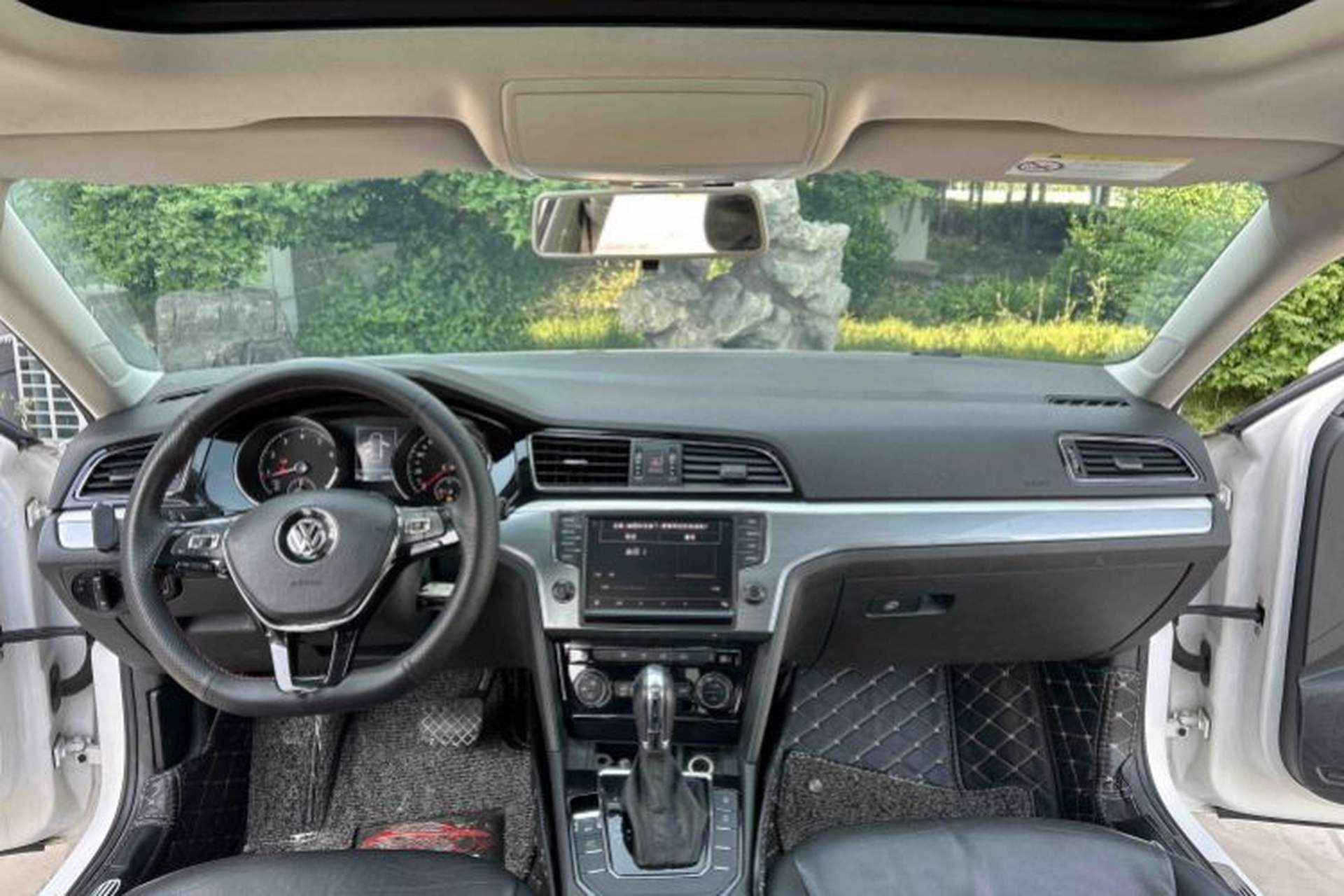 Used Volkswagen Lamando 2017 280TSI DSG Comfort Edition Interior 7
