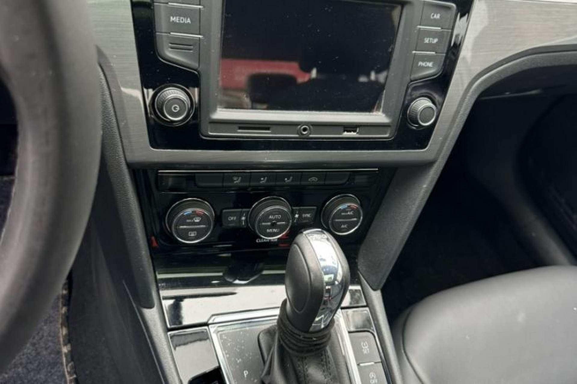 Used Volkswagen Lamando 2017 280TSI DSG Comfort Edition Interior 7