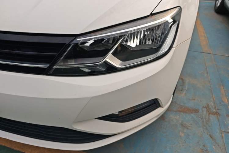 Used Volkswagen Lamando 2017 230TSI DSG Fashion Edition Left Front Headlight