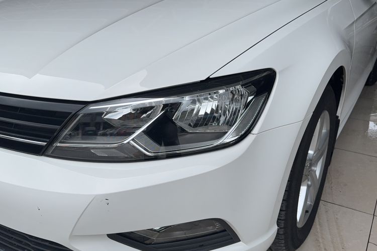 Used Volkswagen Lamando 2017 230TSI DSG Fashion Edition Left Front Headlight