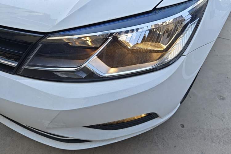 Used Volkswagen Lamando 2017 280TSI DSG Comfort Edition Left Front Headlight