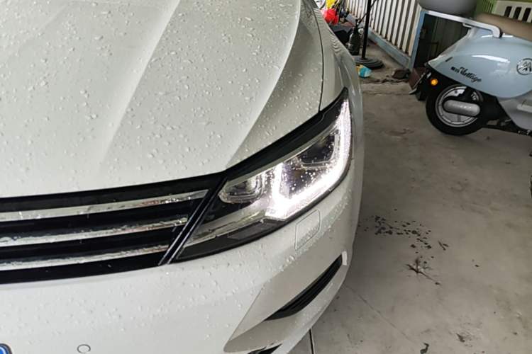 Used Volkswagen Lamando 2017 280TSI DSG Luxury Edition Left Front Headlight