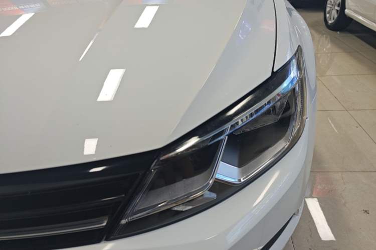 Used Volkswagen Lamando 2017 280TSI DSG Comfort Edition Left Front Headlight