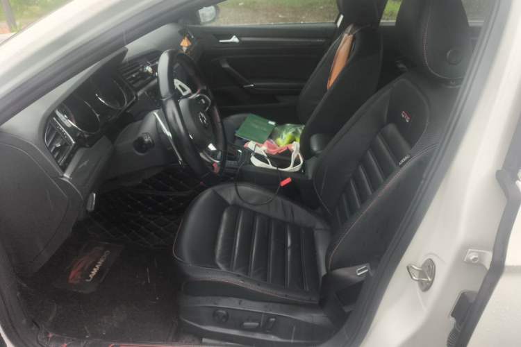 Used Volkswagen Lamando 2017 2.0T GTS Left Front Seat