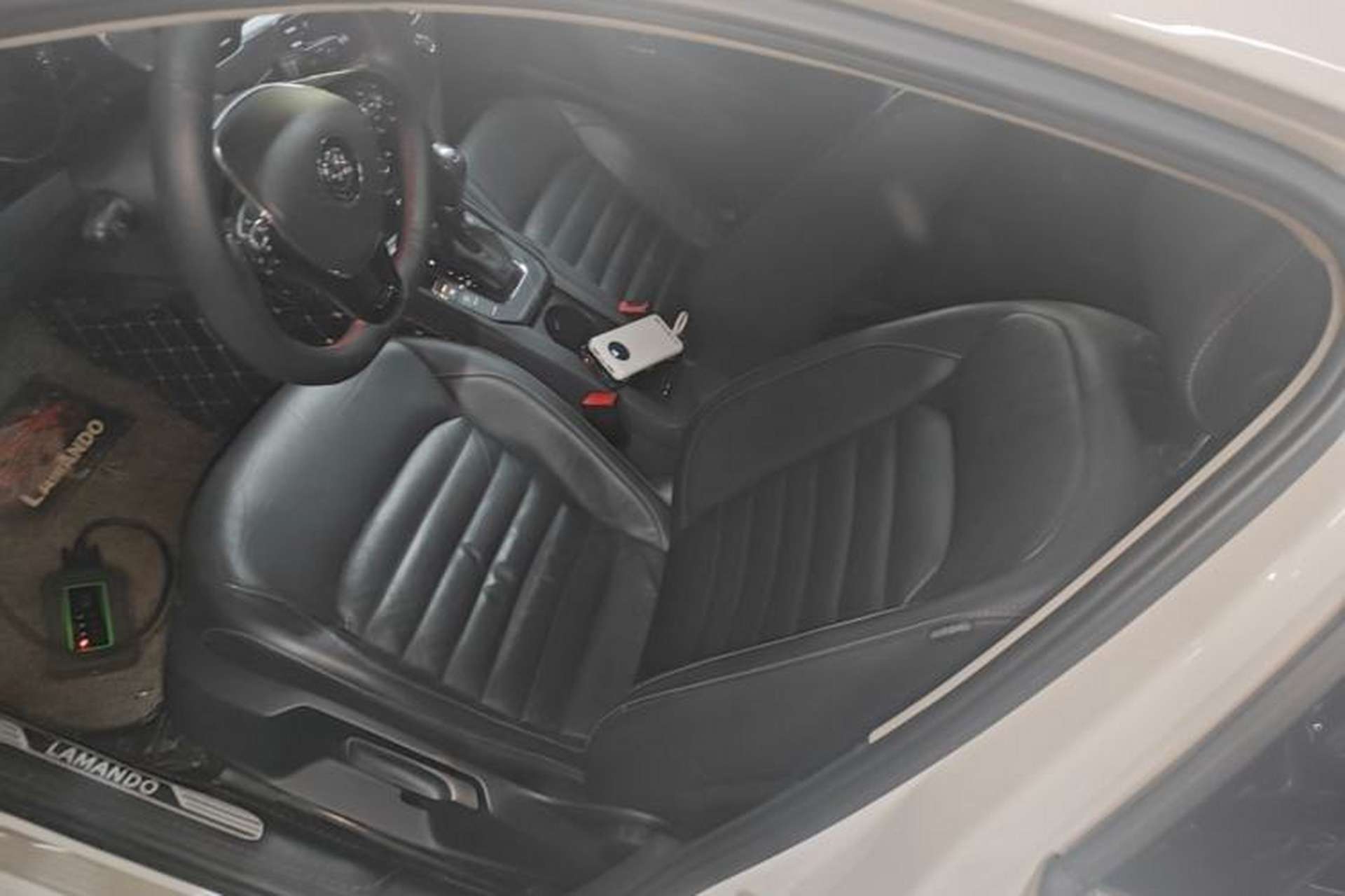Used Volkswagen Lamando 2017 280TSI DSG Comfort Edition Left Front Seat