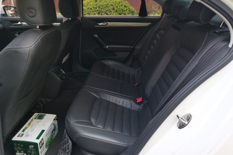 Used Volkswagen Lamando 2017 280TSI DSG Luxury Edition Left Rear Seat