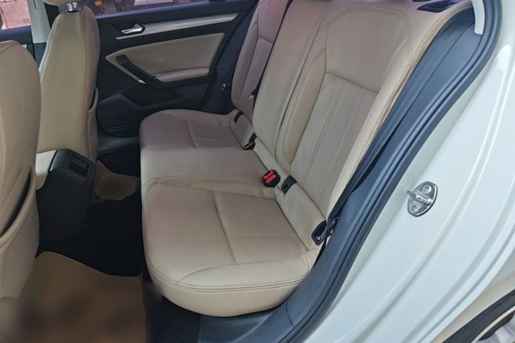 Used Volkswagen Lamando 2017 230TSI DSG Fashion Edition Left Rear Seat