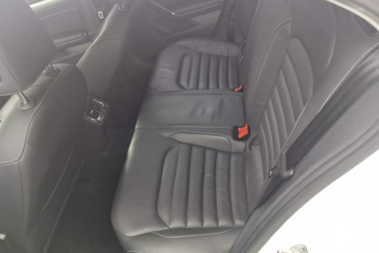 Used Volkswagen Lamando 2017 280TSI DSG Comfort Edition Left Rear Seat