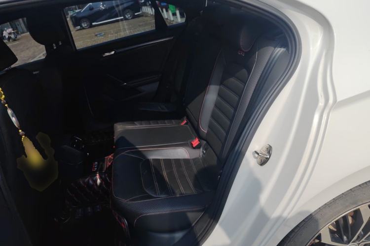 Used Volkswagen Lamando 2017 2.0T GTS Left Rear Seat
