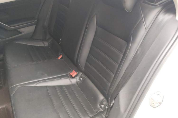 Used Volkswagen Lamando 2017 230TSI DSG Fashion Edition Left Rear Seat