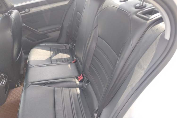 Used Volkswagen Lamando 2017 230TSI DSG Fashion Edition Left Rear Seat