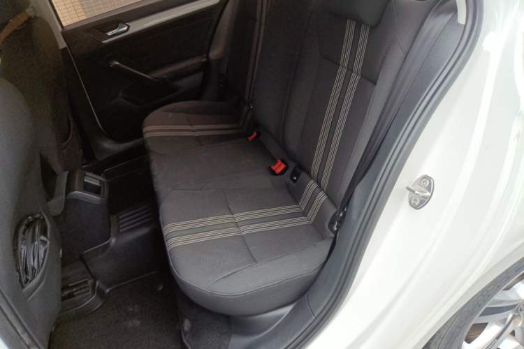 Used Volkswagen Lamando 2017 230TSI DSG Fashion Edition Left Rear Seat
