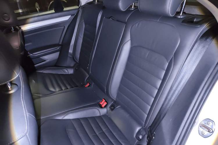 Used Volkswagen Lamando 2017 280TSI DSG Comfort Edition Left Rear Seat